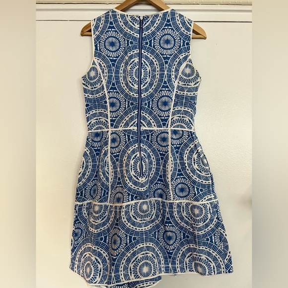 Taylor Blue/White Patterned Dress - Picture 2 of 4